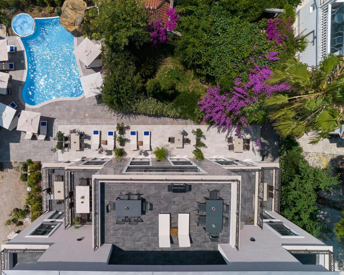 Moderna Luxury Apartments With Heated Pool Tivat Exterior foto