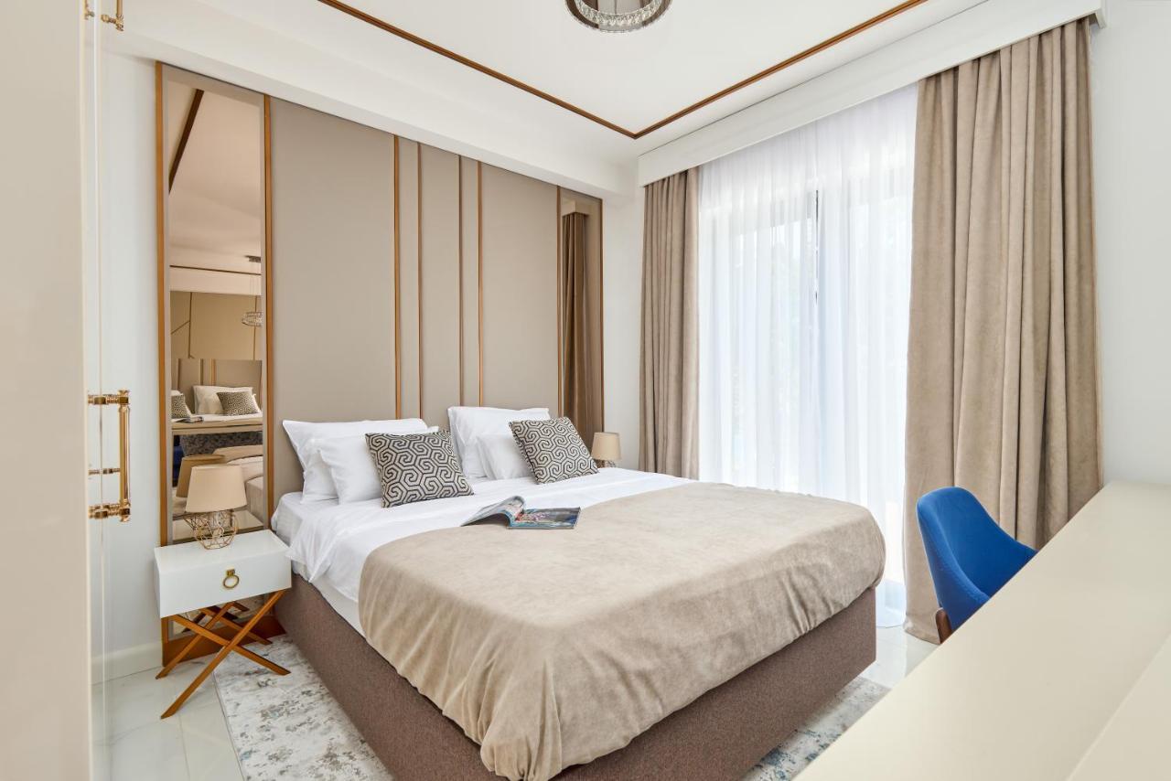 Moderna Luxury Apartments With Heated Pool Tivat Exterior foto