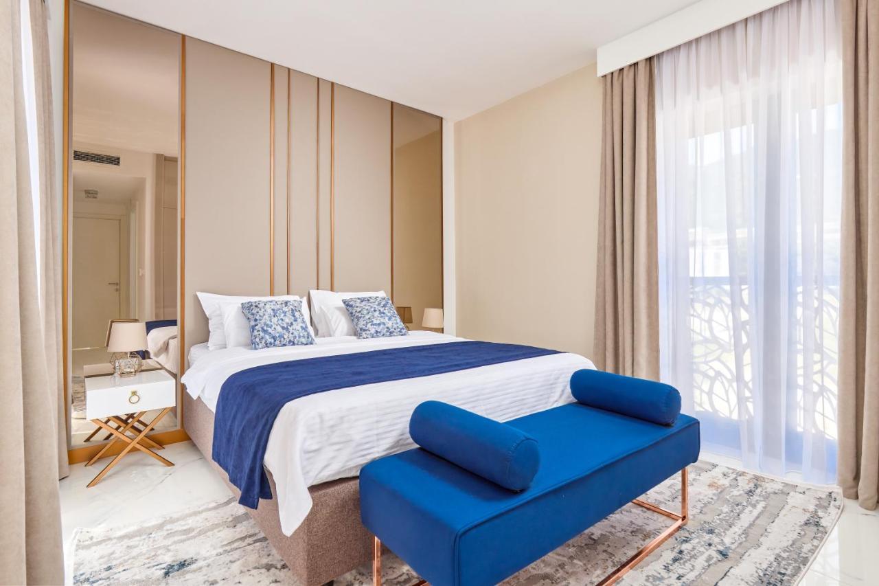Moderna Luxury Apartments With Heated Pool Tivat Exterior foto